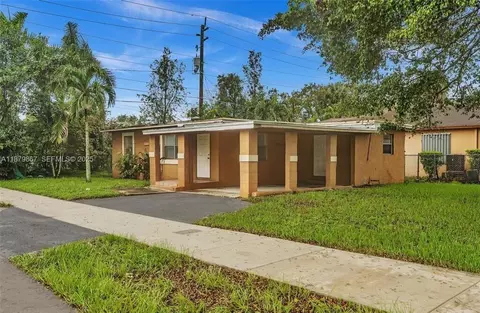 2800 NW 6th Ct, Fort Lauderdale, FL 33311