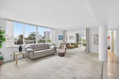 524 Orton Ave #403, Fort Lauderdale, FL 33304