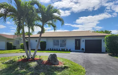 8018 NW 100th Ter, Tamarac, FL 33321