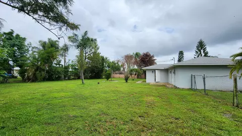 461 SW Buxton Ave, Port Saint Lucie, FL 34983