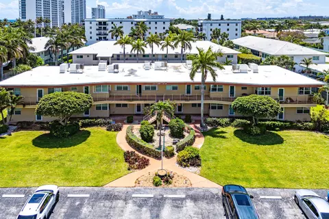 930 Osceola Dr #9, Boca Raton, FL 33432