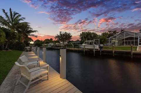 800 Holly Ln, Boca Raton, FL 33486