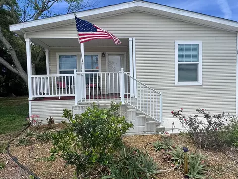 366 Whippoorwill Cir, Fort Pierce, FL 34982