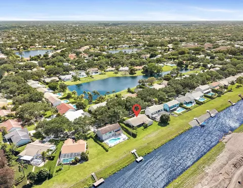 3737 Satin Leaf Ct, Delray Beach, FL 33445