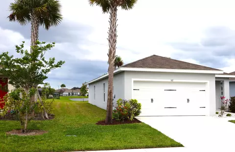 517 Cherimoya St, Fort Pierce, FL 34981