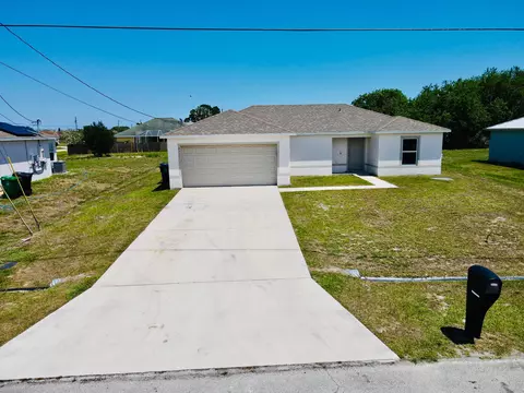 4111 SW Baltic St, Port Saint Lucie, FL 34953