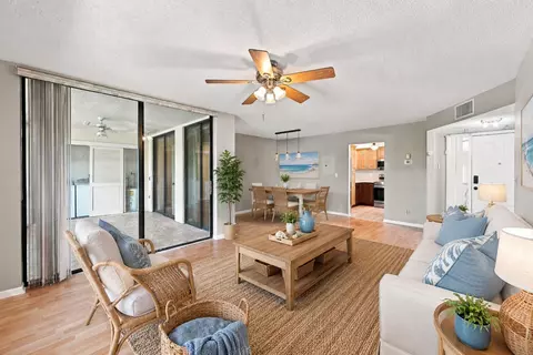 2541 N Carambola Cir #1832, Coconut Creek, FL 33066