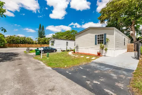 13431 SW 9th Ct, Davie, FL 33325