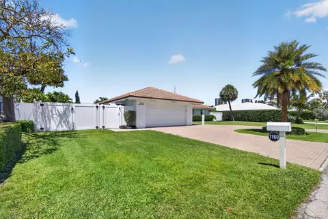 1160 Coral Way, Singer Island, FL 33404
