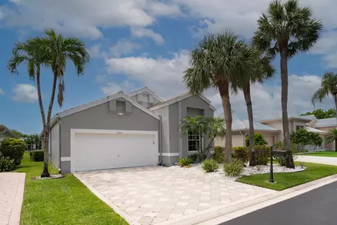 6400 Three Lakes Ln, Boynton Beach, FL 33437