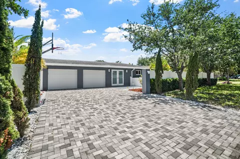 5496 NE 22nd Ave, Fort Lauderdale, FL 33308