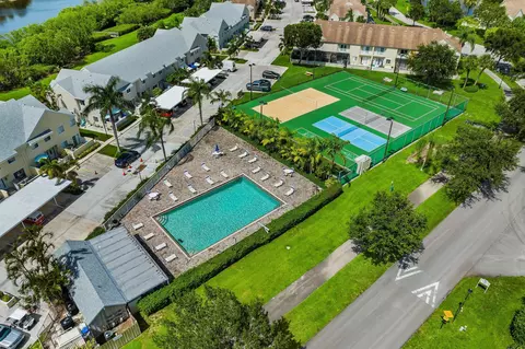 6158 Riverwalk Ln #1, Jupiter, FL 33458
