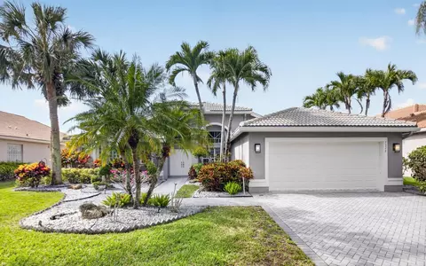 7528 Tarpon Cove Cir, Lake Worth, FL 33467