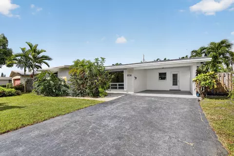5731 NE 17th Ter, Fort Lauderdale, FL 33334