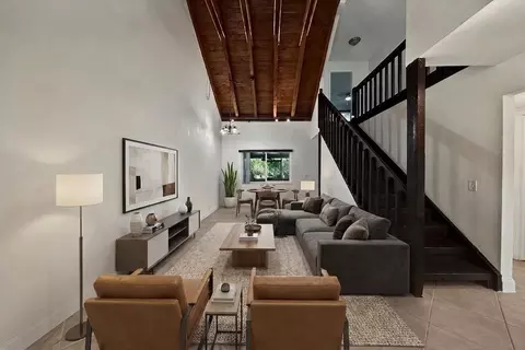 191 NE 6th Ct, Dania Beach, FL 33004