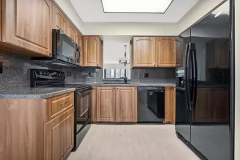 7286 Huntington Ln #405, Delray Beach, FL 33446