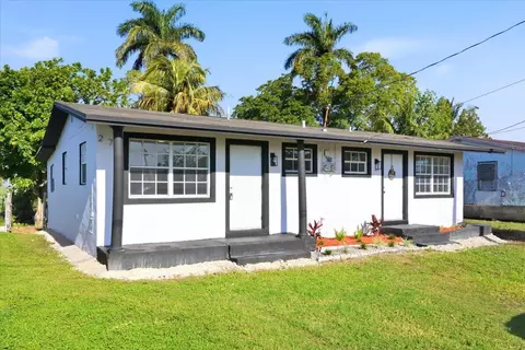 270 SW 10th Ave, South Bay, FL 33493