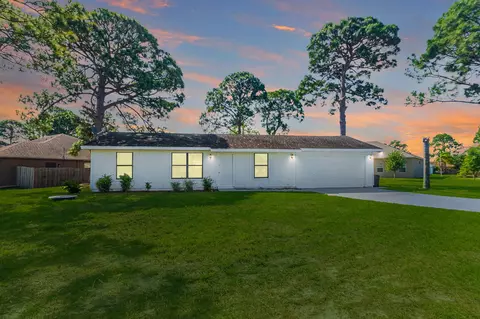 993 SW Cecil Ln, Port Saint Lucie, FL 34953