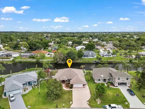 162 Concha Dr, Sebastian, FL 32958