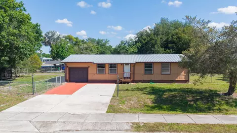 612 SW 9th St, Okeechobee, FL 34974