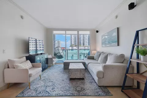 350 SE 2nd St #860, Fort Lauderdale, FL 33301