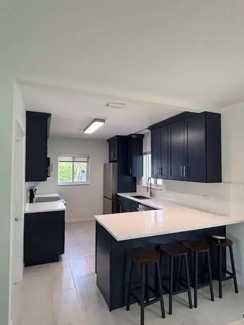 1107 S 15th Ave, Hollywood, FL 33020