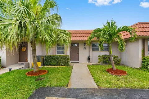 5725 Fernley Dr E #8, West Palm Beach, FL 33415