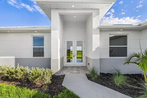 526 Braelyn St, Labelle, FL 33935