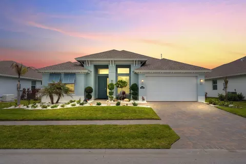6390 High Pointe West Way, Vero Beach, FL 32967