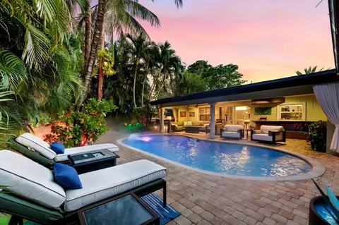 2812 NW 12th Ave, Wilton Manors, FL 33311