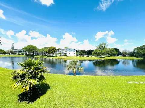 2132 Cambridge F #2132, Deerfield Beach, FL 33442