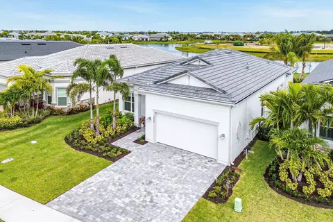 12325 Frontline Ln, Palm Beach Gardens, FL 33412