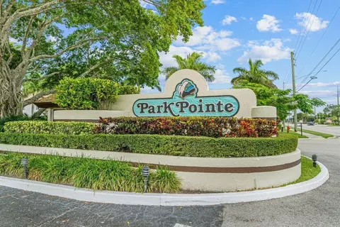 3362 Lucerne Park Dr, Greenacres, FL 33467