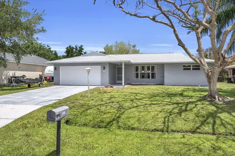 1333 SE Bayharbor St, Port Saint Lucie, FL 34983