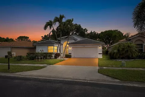 6395 Tiara Dr, Boynton Beach, FL 33437