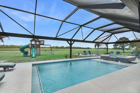 508 SW Bradshaw Cir, Port Saint Lucie, FL 34953