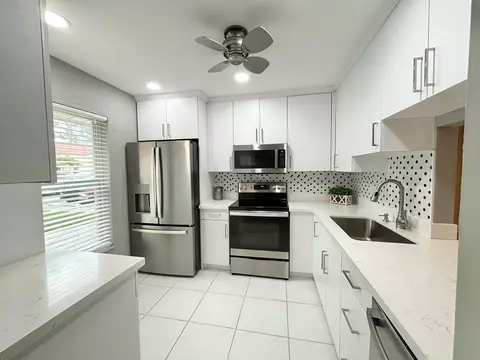 617 Laconia Cir #B, Lake Worth, FL 33467