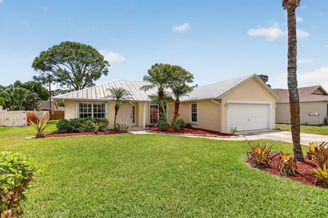 2534 SW Grotto Cir, Port Saint Lucie, FL 34953