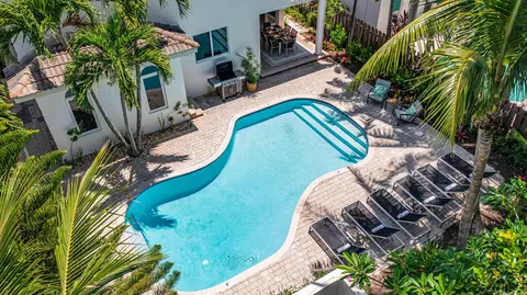 3315 NE 17th St, Fort Lauderdale, FL 33305