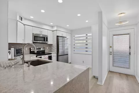 3201 Portofino Pt #F1, Coconut Creek, FL 33066