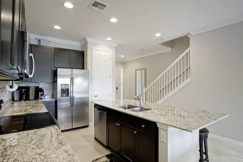 Kitchen - 638 SW Glen Crest Way, Stuart, FL 34997 photo 3 of 5