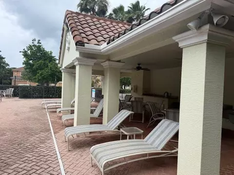 Exterior - 638 SW Glen Crest Way, Stuart, FL 34997 photo 5 of 5