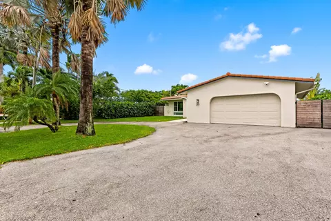 2417 NE 19th Ave, Wilton Manors, FL 33305