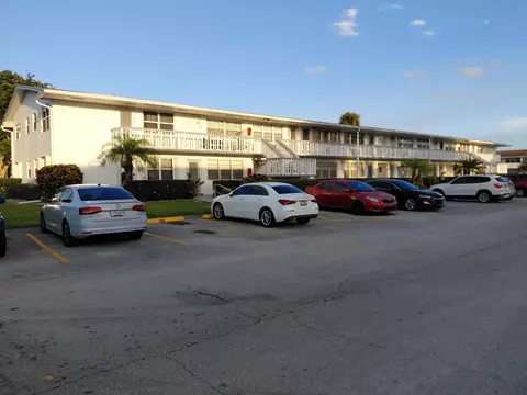 134 Northampton #G, West Palm Beach, FL 33417