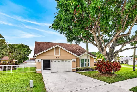 7876 Lake Champlain Ct, Delray Beach, FL 33446