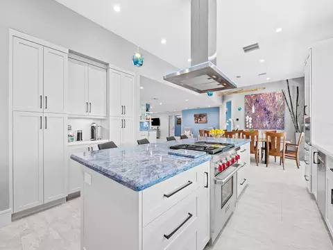 2754 NE 31st Ct, Lighthouse Point, FL 33064