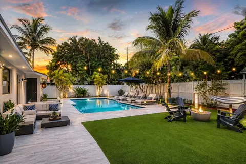 404 SE 6th Ave, Deerfield Beach, FL 33441