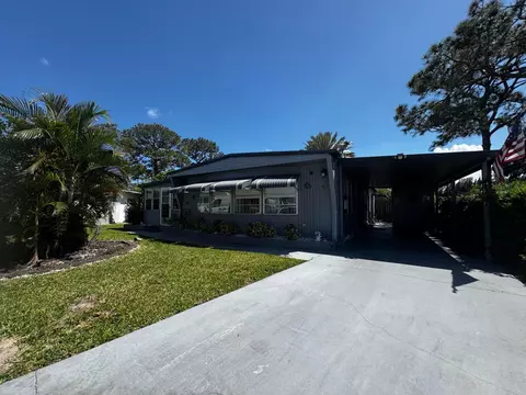 4242 3rd Ct, Lantana, FL 33462