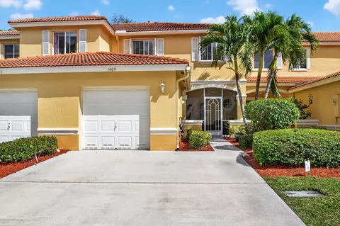 1009 Arezzo Cir, Boynton Beach, FL 33436