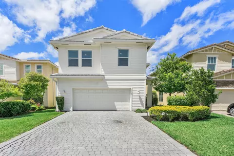 1131 Veleiros Blvd, Lighthouse Point, FL 33064